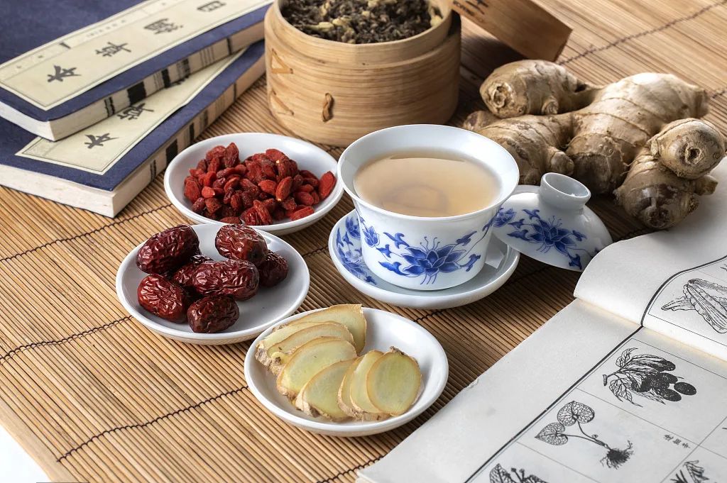 夏天就该喝“姜枣茶”，能把一年病气全扫光！