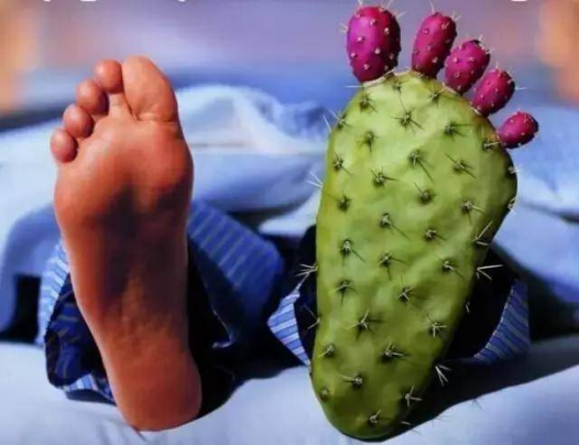 痛风酒，痛风福音_2小时绿色降尿酸，千人验证，转给需要的人！